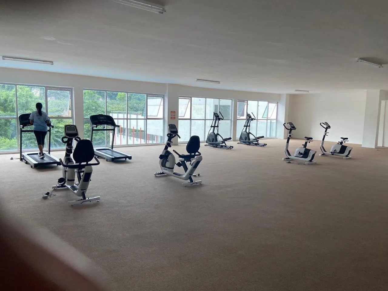 Anderson Residency Ipoh Wifi Pool Islam Apartment